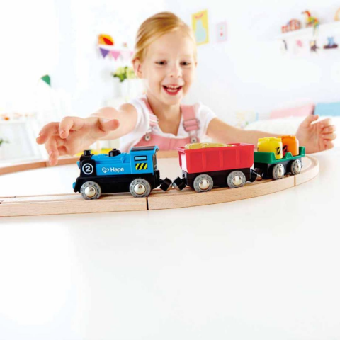 Hape Yük Treni / Battery Powered Rolling Stock Set