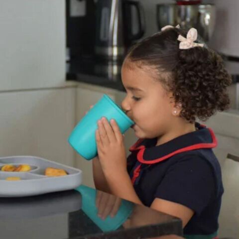 Bblüv Küp Dönüştürülebilir Silikon Damlatmaz Bardak - Mavi