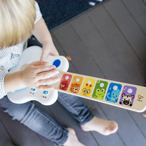 Hape Strum Along Songs Magic Touch Guitar - Dokunmatik Ahşap Gitar