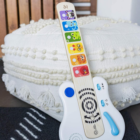 Hape Strum Along Songs Magic Touch Guitar - Dokunmatik Ahşap Gitar