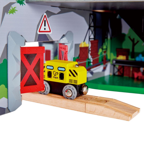 Hape Mighty Maden Oyuncağı / Mighty Mountain Mine