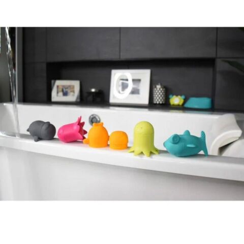 Bblüv Büddies Karıştır ve Eşleştir Silikon Banyo Oyuncakları