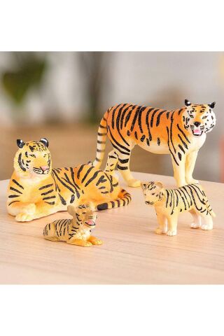 Terra Kaplan Ailesi - 4 Parçalı Hayvan Ailesi Figürü Seti