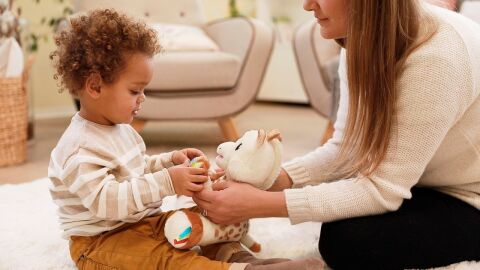 Sophie la Girafe Peluş Touch & Play Müzikli Oyuncak