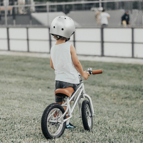 Banwood Kask | Chrome
