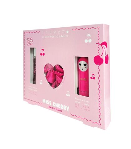 Inuwet Miss Cherry Set -Pembe Saç Tokası, Kiraz Kokulu Parfüm ve Kiraz Aromalı Dudak Nemlendiricisi