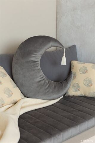 Pierrot Moon Kadife Yastık, Slate Grey
