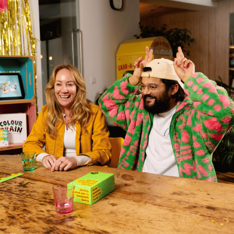 Big Potato Games - Dumb Questions To Ask Your Friends Kutu Oyunu