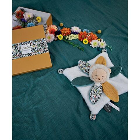 Doudou Sarı ve Yeşil Yapraklı Aslan