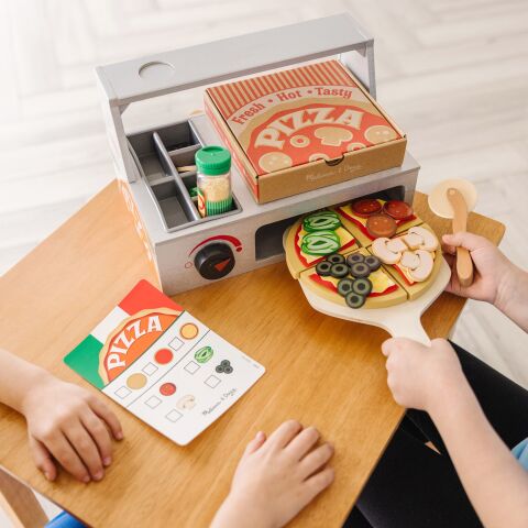 Melissa & Doug - Ahşap Pizza Tezgahı - Hazırla, Pişir ve Servis Et