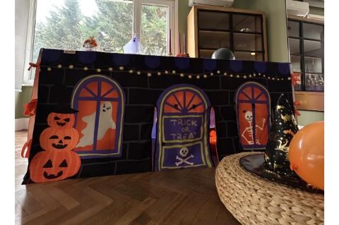 Kids & Tales Spooky Street - Kids & Tales Magic Circus - Masa Örtüsü Oyun Evi