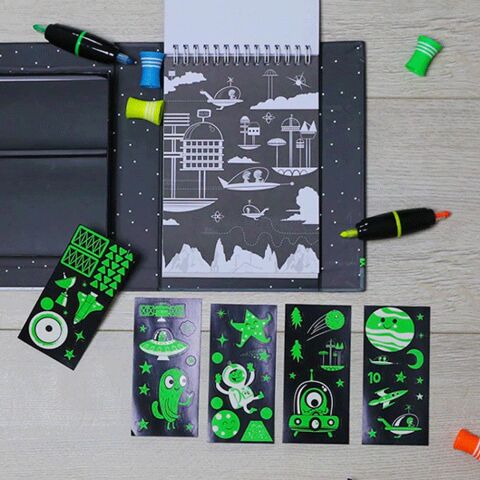 Tiger Tribe Neon Boyama Seti / Outer Space - Neon Colouring Set