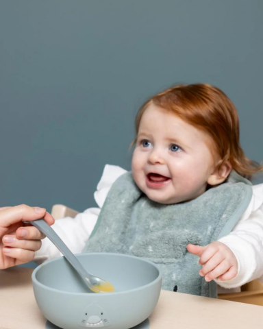 Trixie Mr. Shark - Sıvı Geçirmez 2li Mama Önlüğü Seti