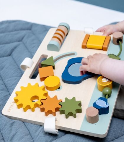 Trixie Mrs. Elephant Ahşap Aktivite Paneli