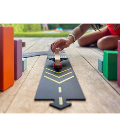 Waytoplay - Runway - 9 Parça (1 Uçak + 8 Yol)