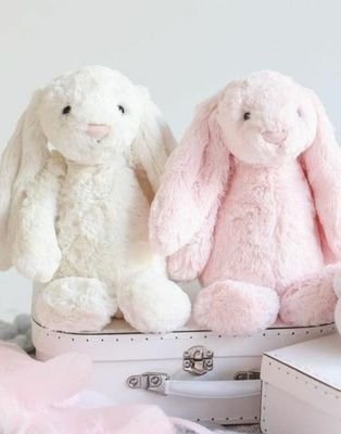 PELUŞ OYUNCAKLAR